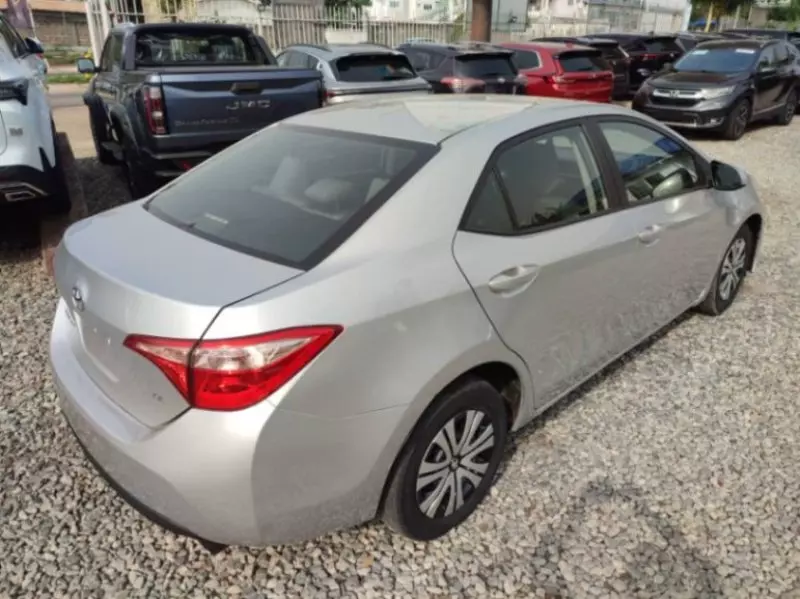Toyota Corolla   - 2018