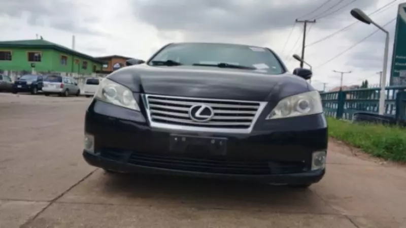 Lexus ES 350   - 2012