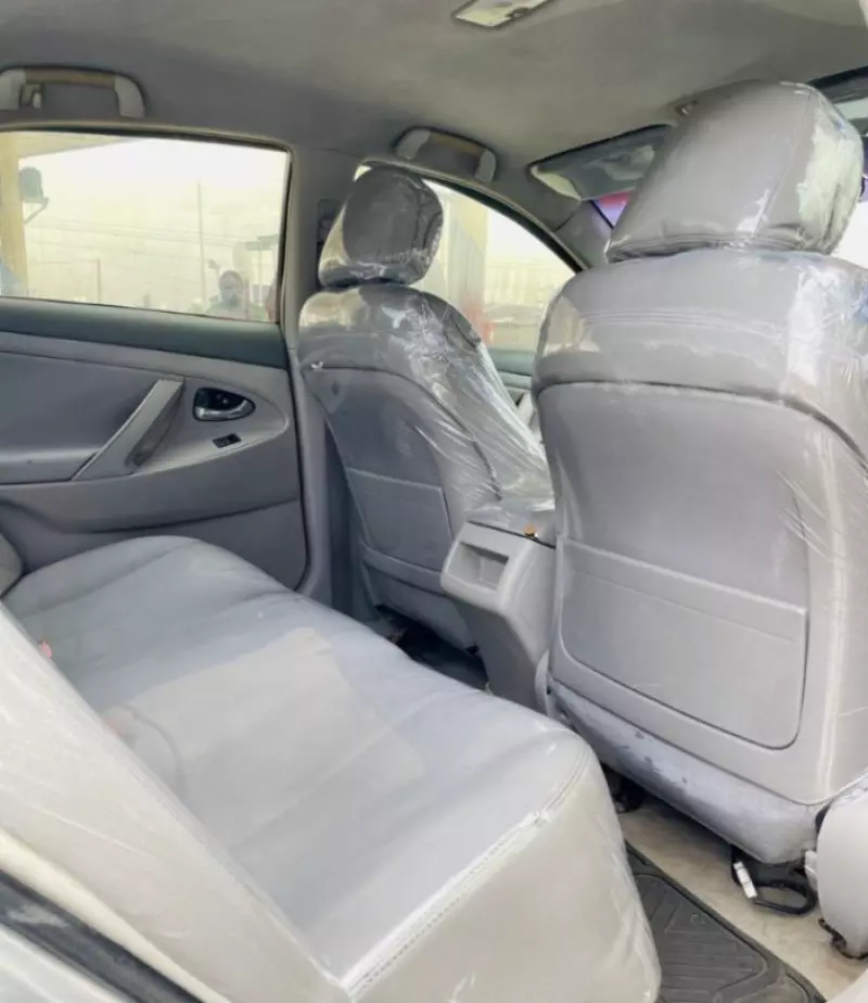 Toyota Camry   - 2007