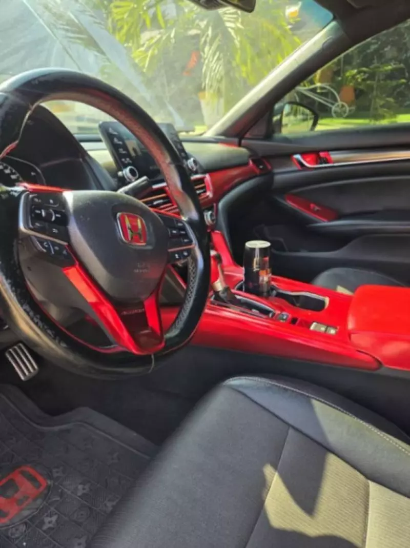 Honda Accord   - 2019