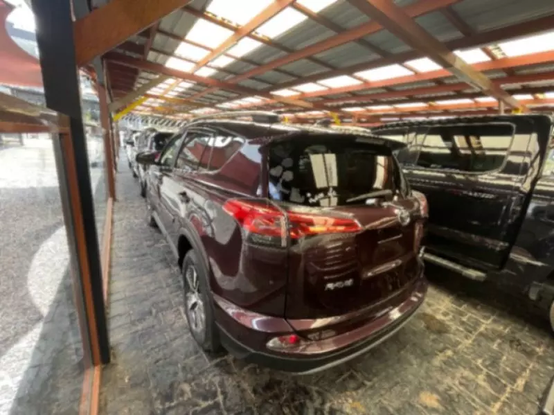 Toyota Rav4   - 2017
