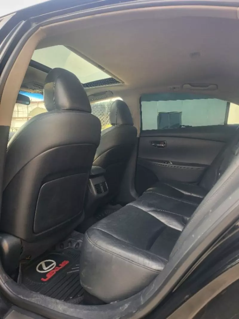 Lexus ES 350   - 2010