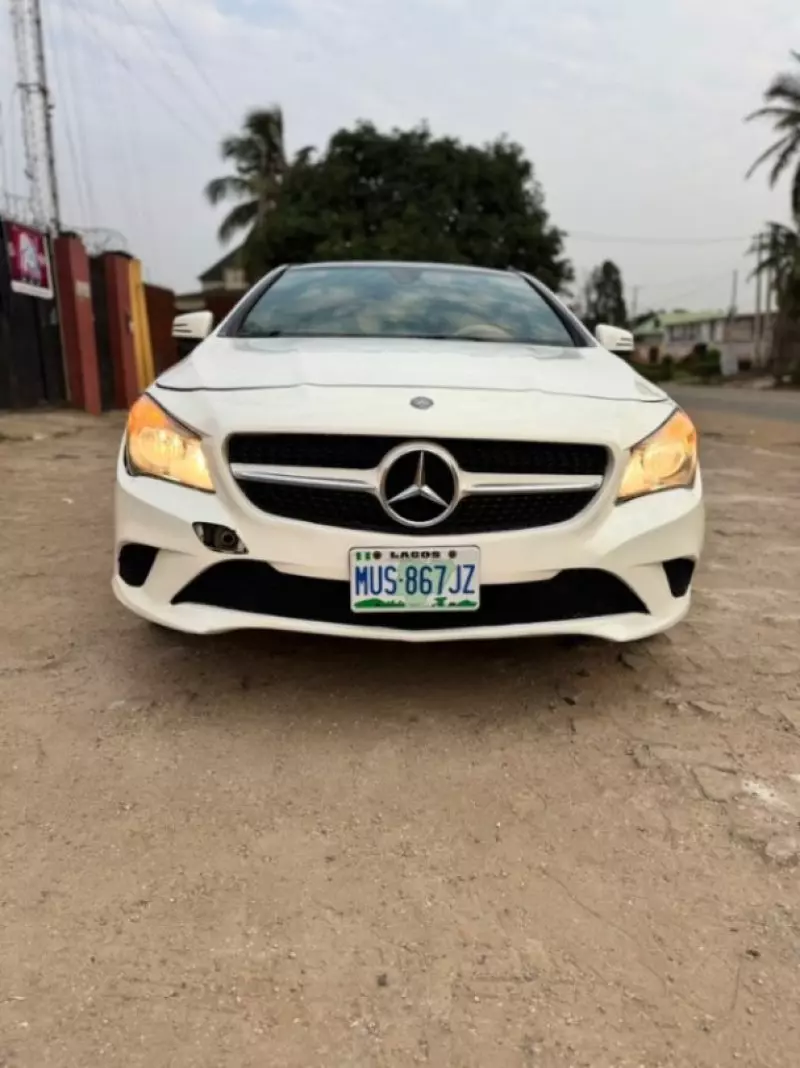 Mercedes-Benz CLA 250   - 2015
