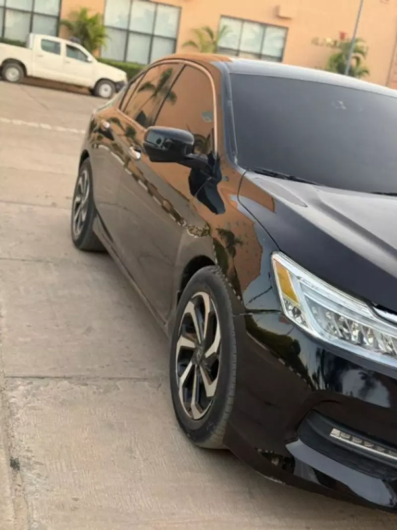 Honda Accord   - 2014