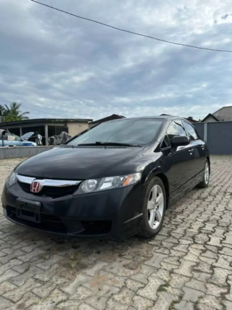 Honda Civic - 2009