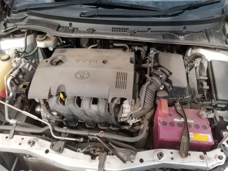 Toyota Auris   - 2012