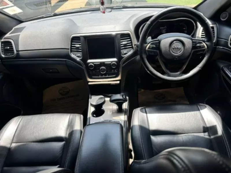 JEEP Grand Cherokee   - 2016