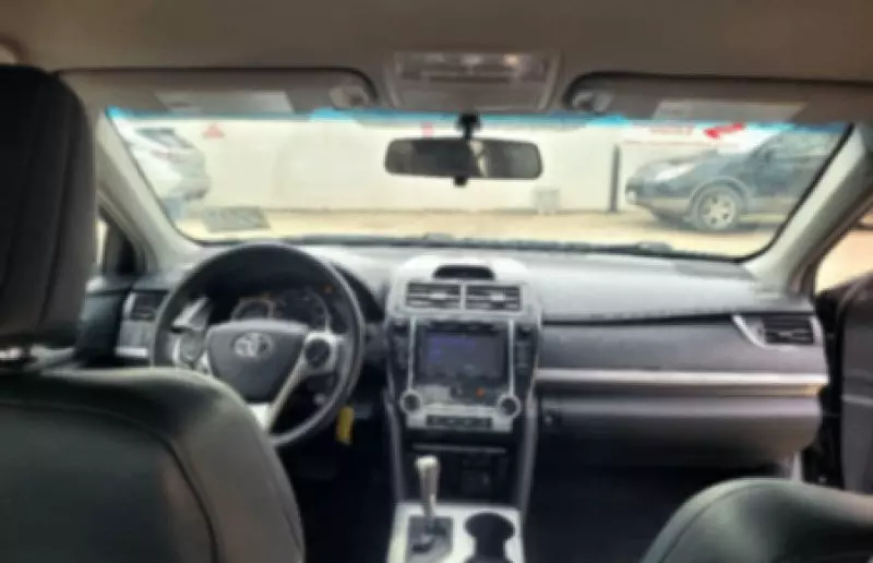 Toyota Camry   - 2014