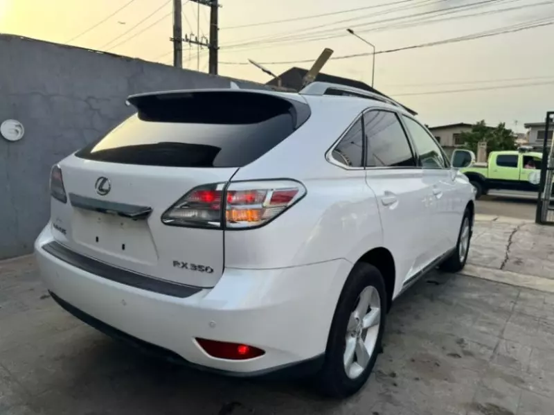 Lexus RX 350   - 2010