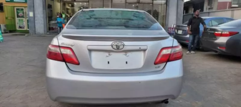 TOYOTA Camry   - 2009