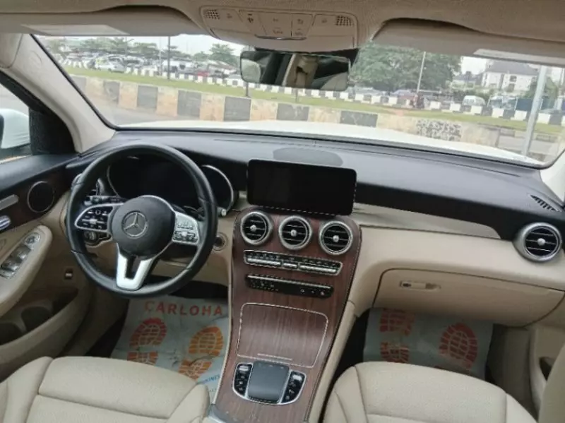Mercedes-Benz Glc-class   - 2022