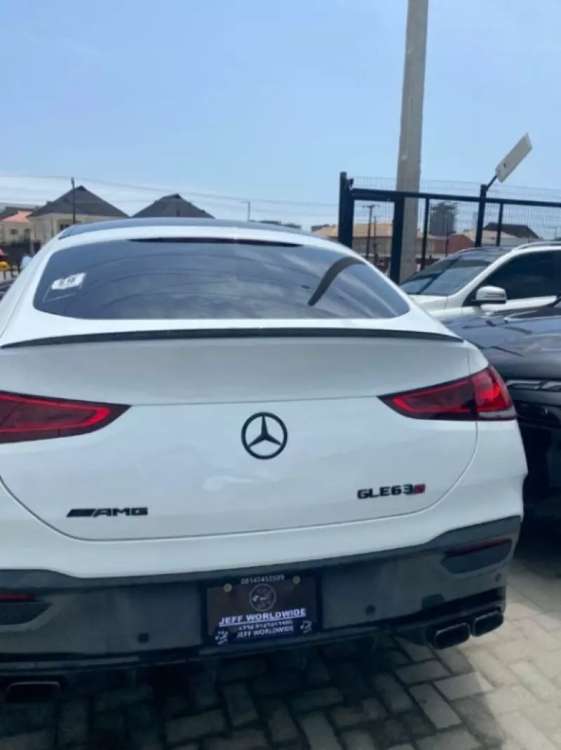Mercedes-Benz GLE-Class   - 2021