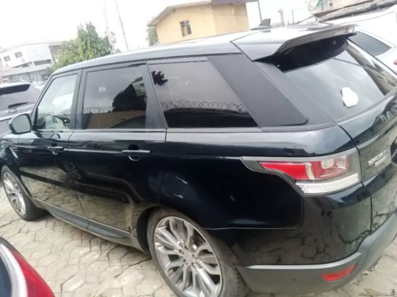 Land Rover Range Rover Sport   - 2015