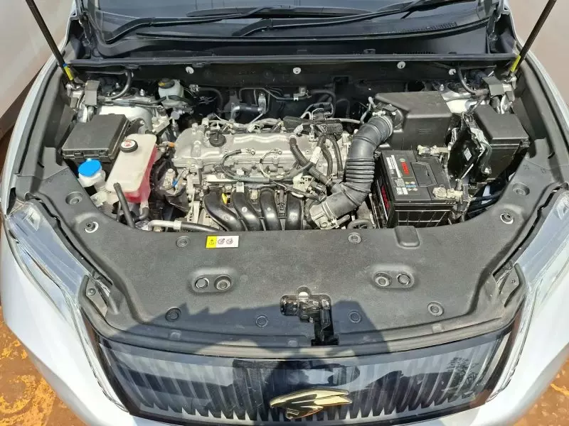 Toyota Harrier   - 2017
