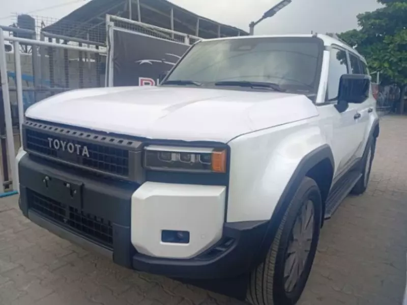 Toyota Land Cruiser   - 2025