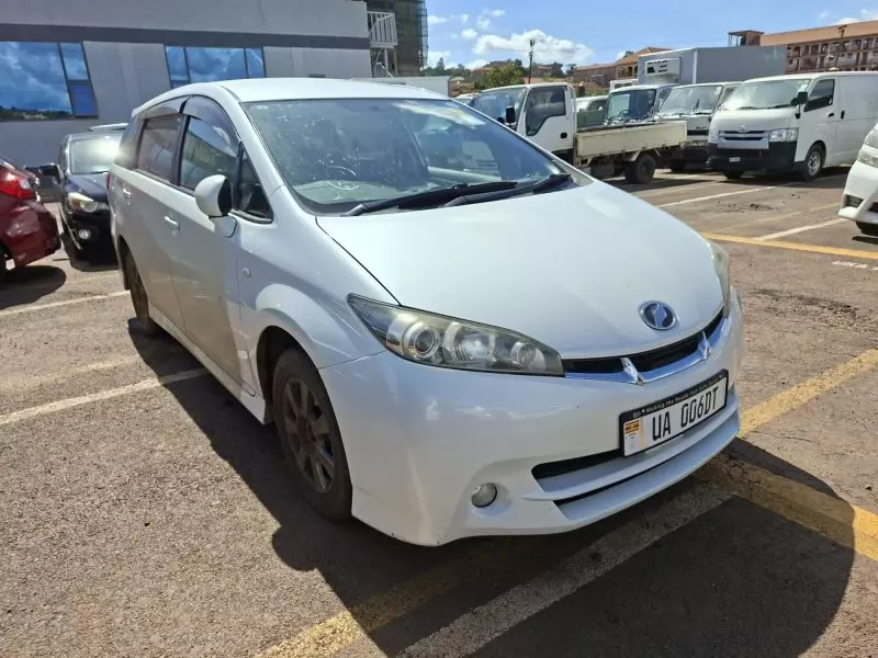 Toyota Wish   - 2012