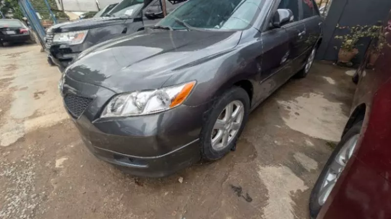 Toyota Camry - 2008