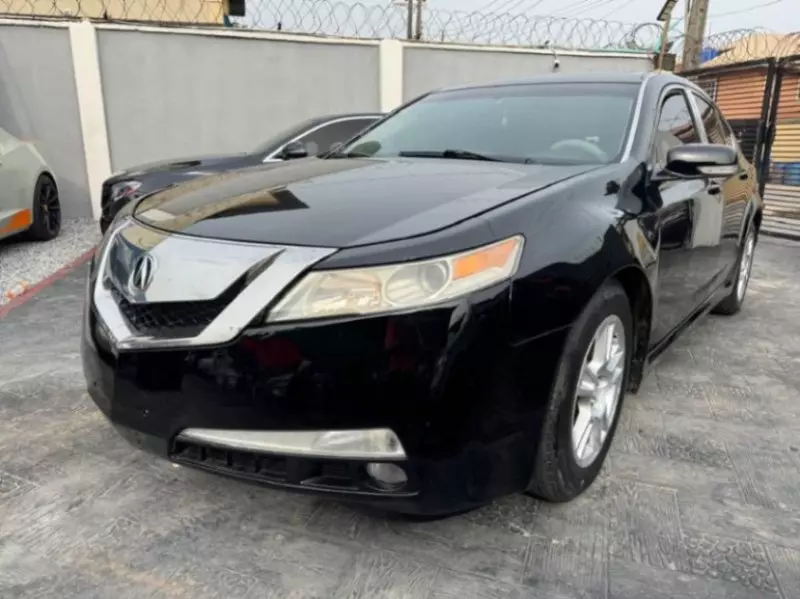 Acura TL - 2010