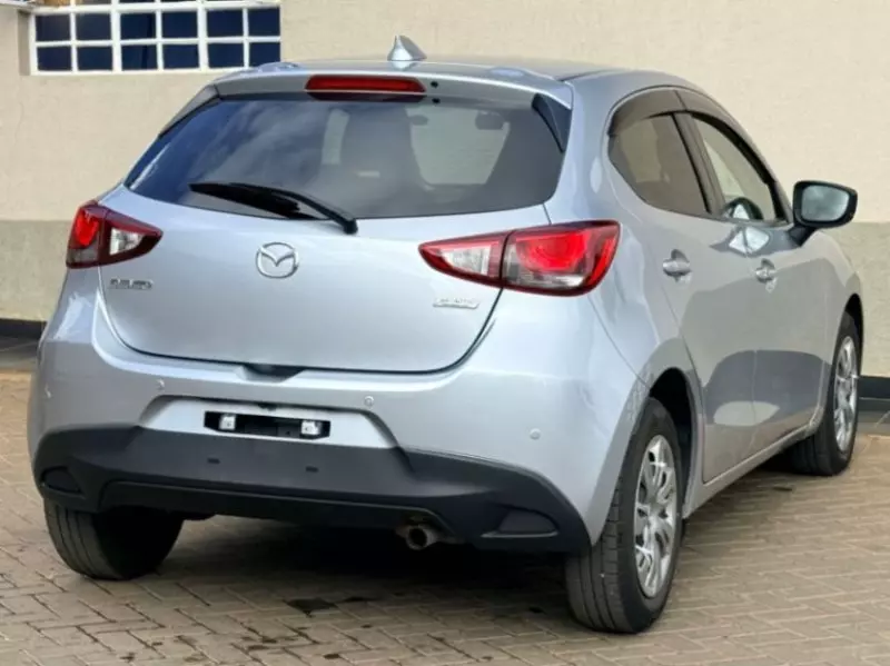 Mazda Demio    - 2018
