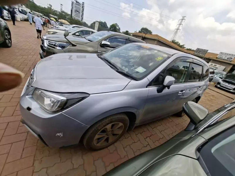 Subaru Forester   - 2017
