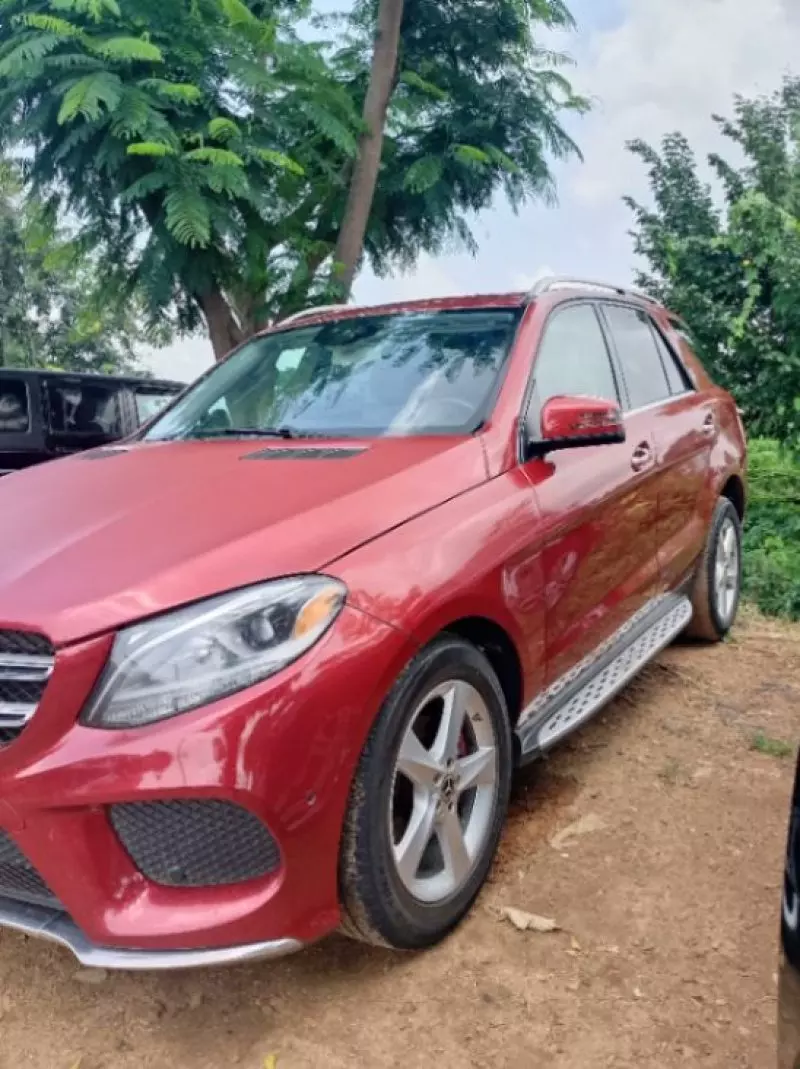 Mercedes-Benz GLE 350 - 2018