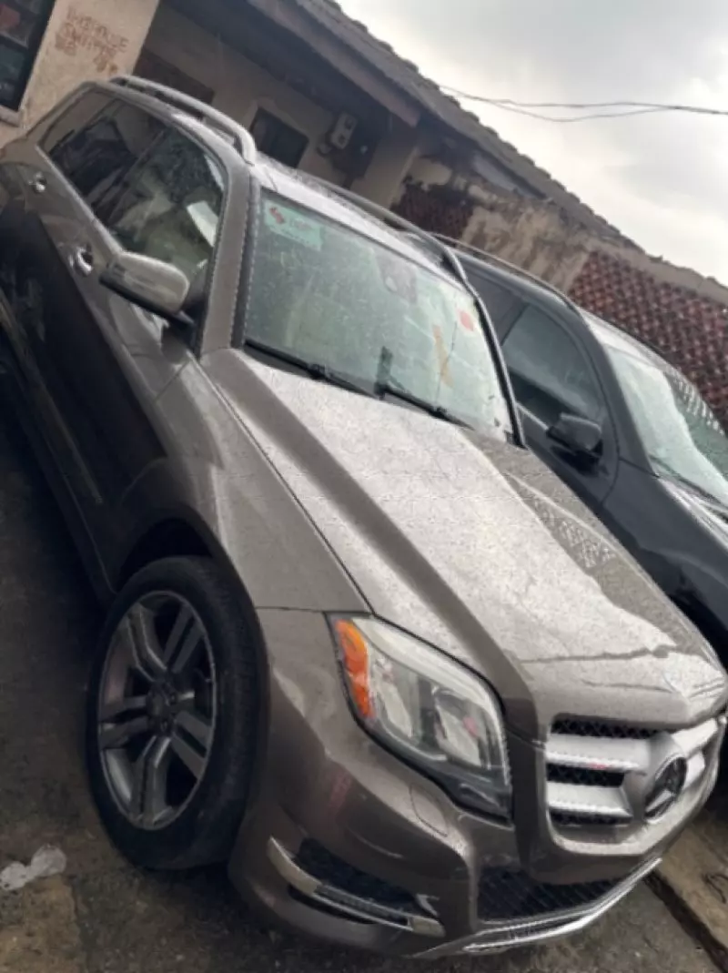 Mercedes-Benz GLK 350   - 2014