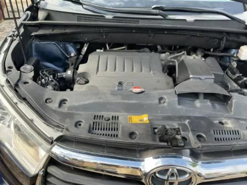 TOYOTA Highlander   - 2016