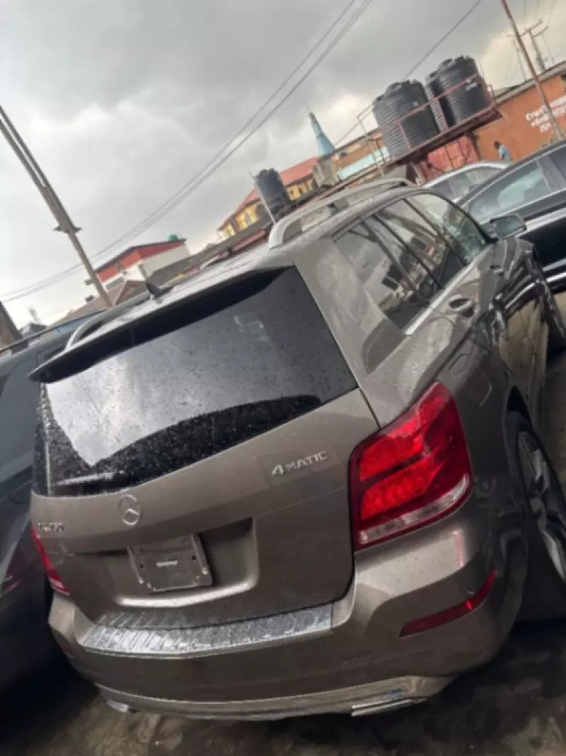 Mercedes-Benz GLK 350   - 2014