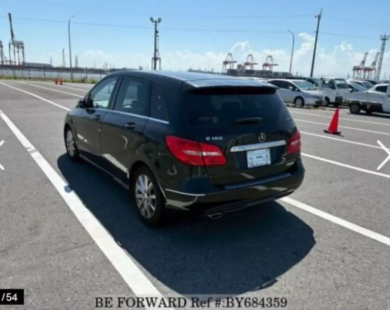 Mercedes-Benz B 180   - 2012