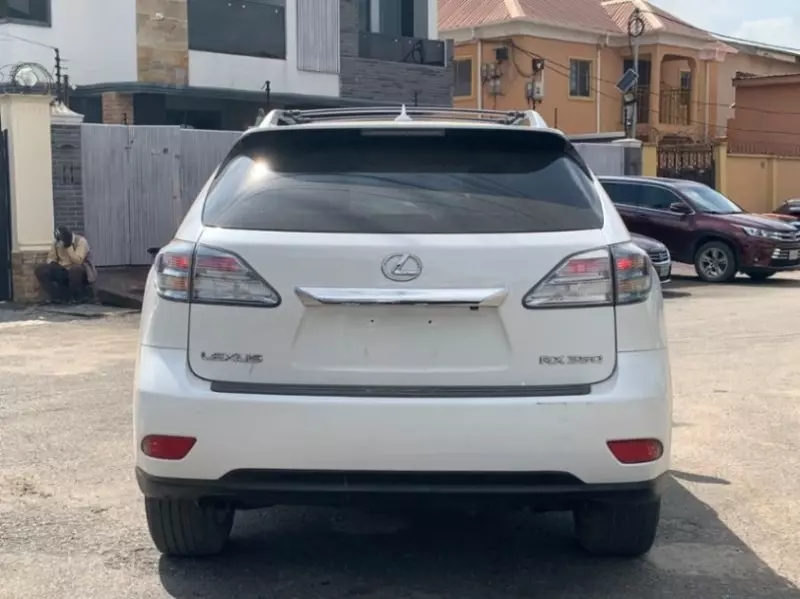 Lexus RX   - 2010