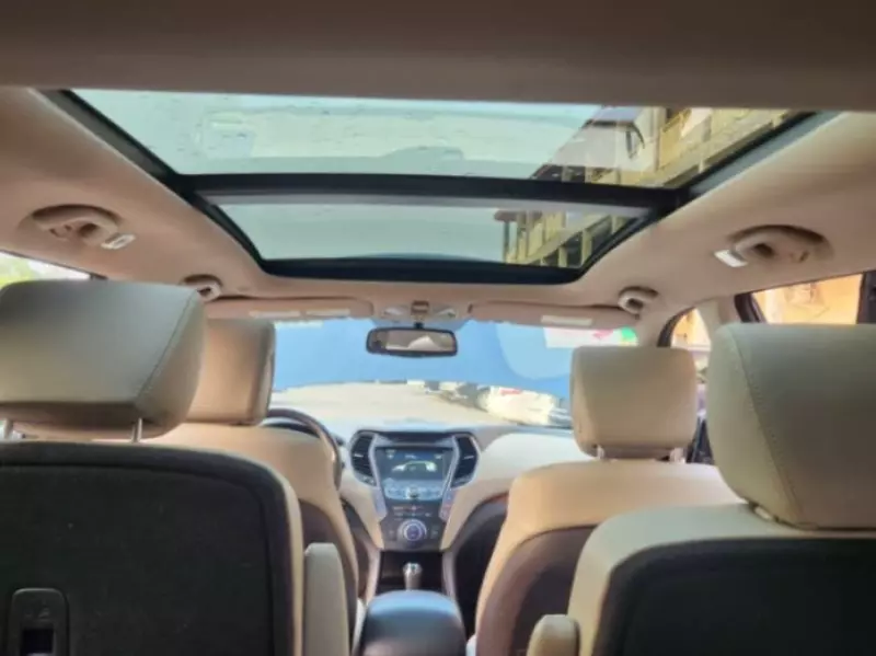 Hyundai Santa Fe   - 2014