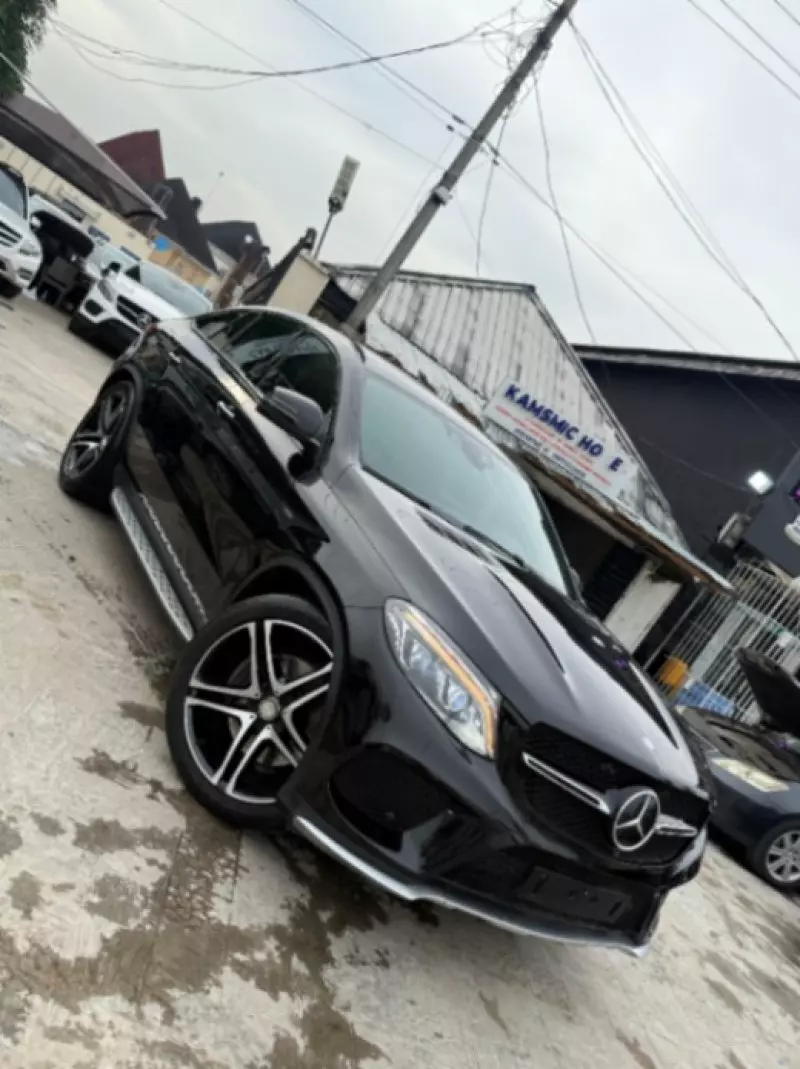 Mercedes-Benz GLE 43 AMG   - 2017