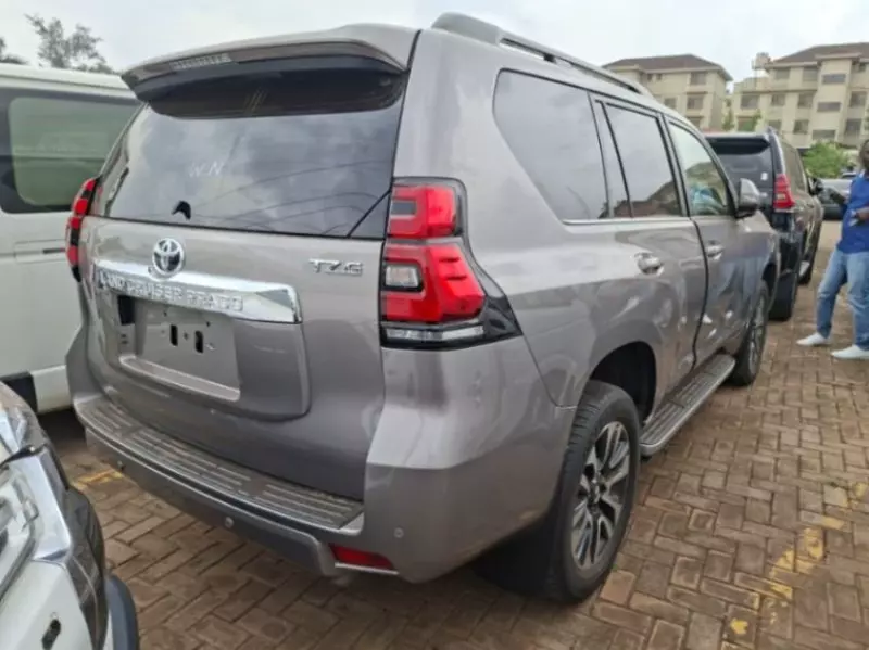 TOYOTA Landcruiser TZ.G   - 2023