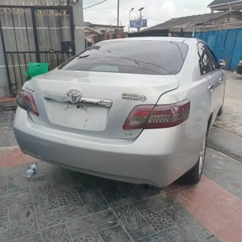 TOYOTA Camry   - 2009