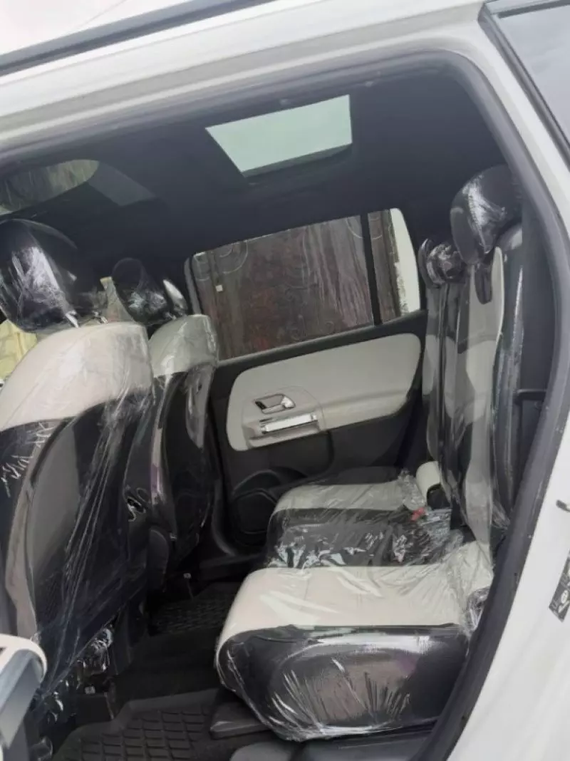 Mercedes-Benz GLB 250 - 2022
