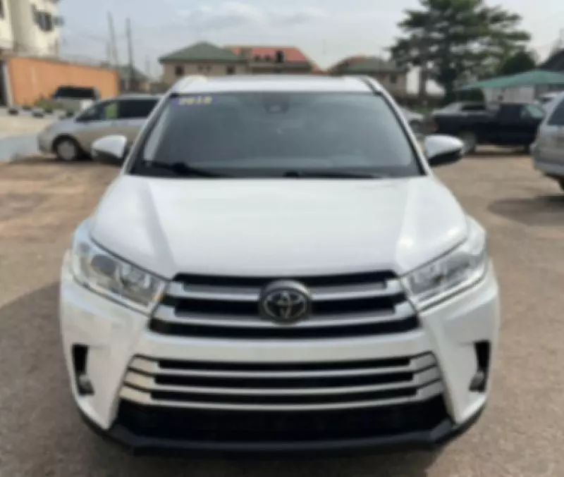 Toyota Highlander   - 2018