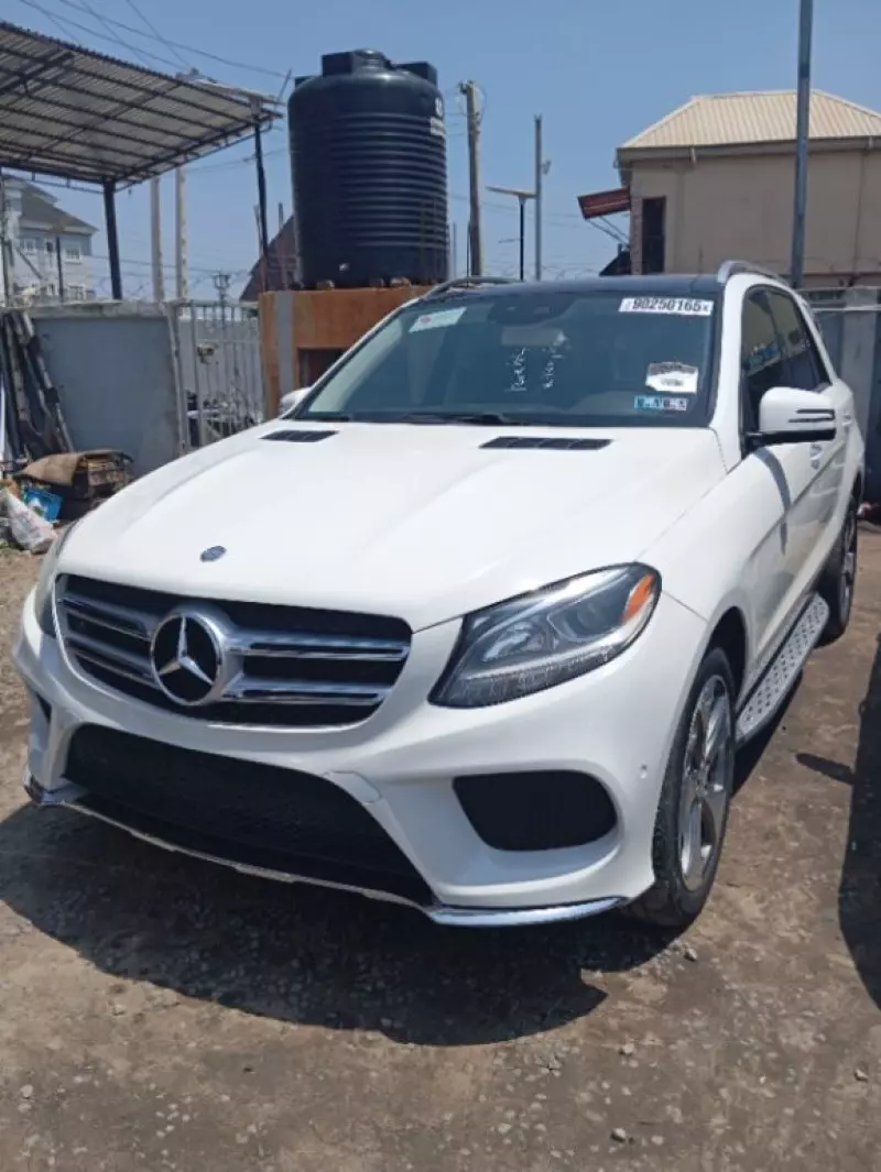 Mercedes-Benz GLE 350   - 2016