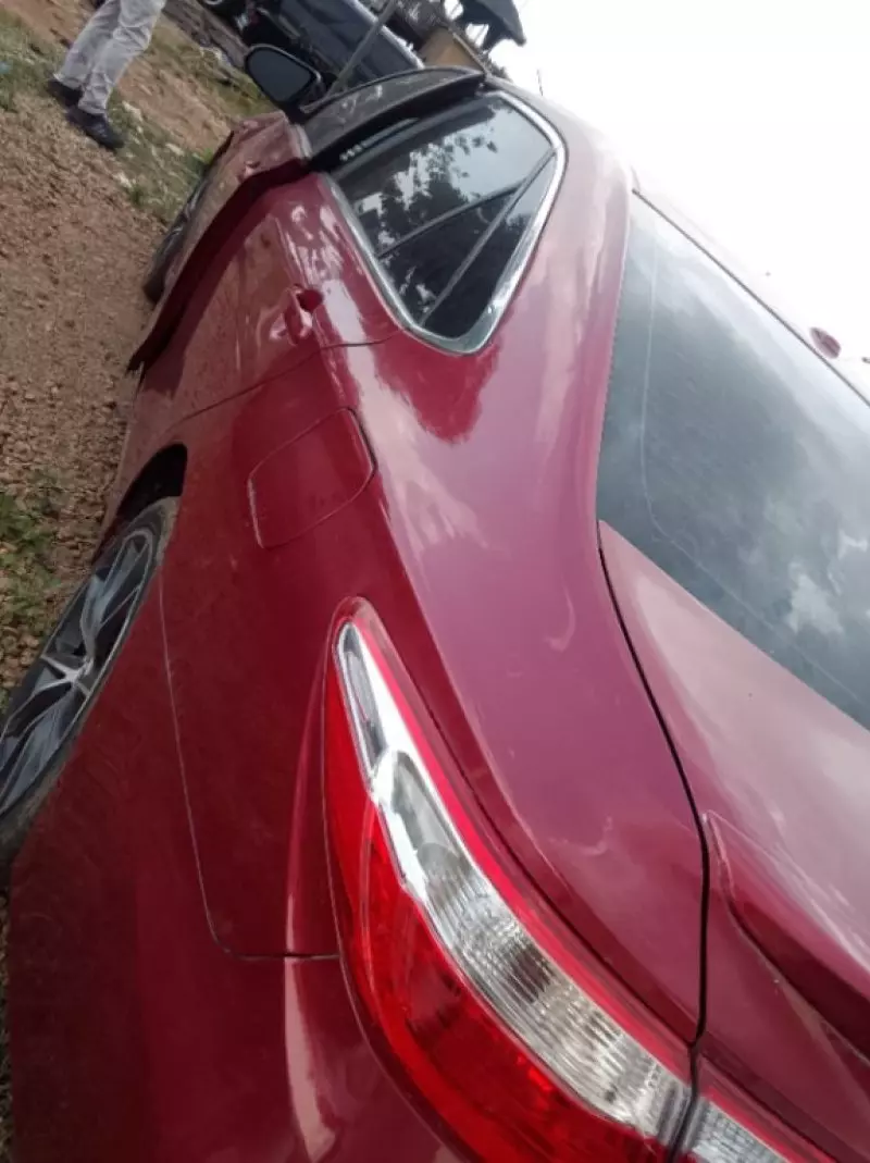 TOYOTA Camry - 2015