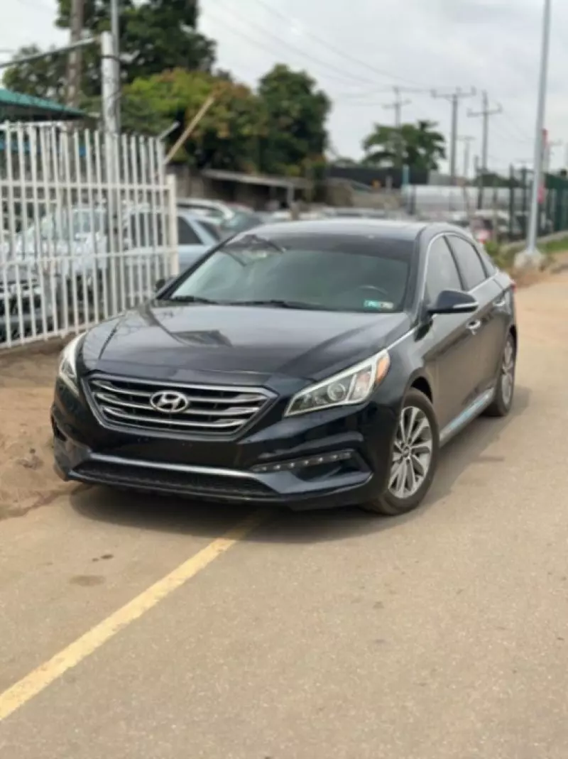 Hyundai Sonata   - 2017