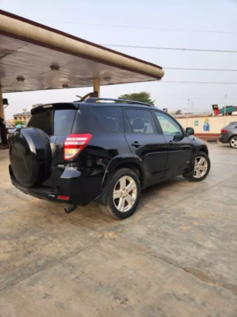 TOYOTA RAV 4   - 2007