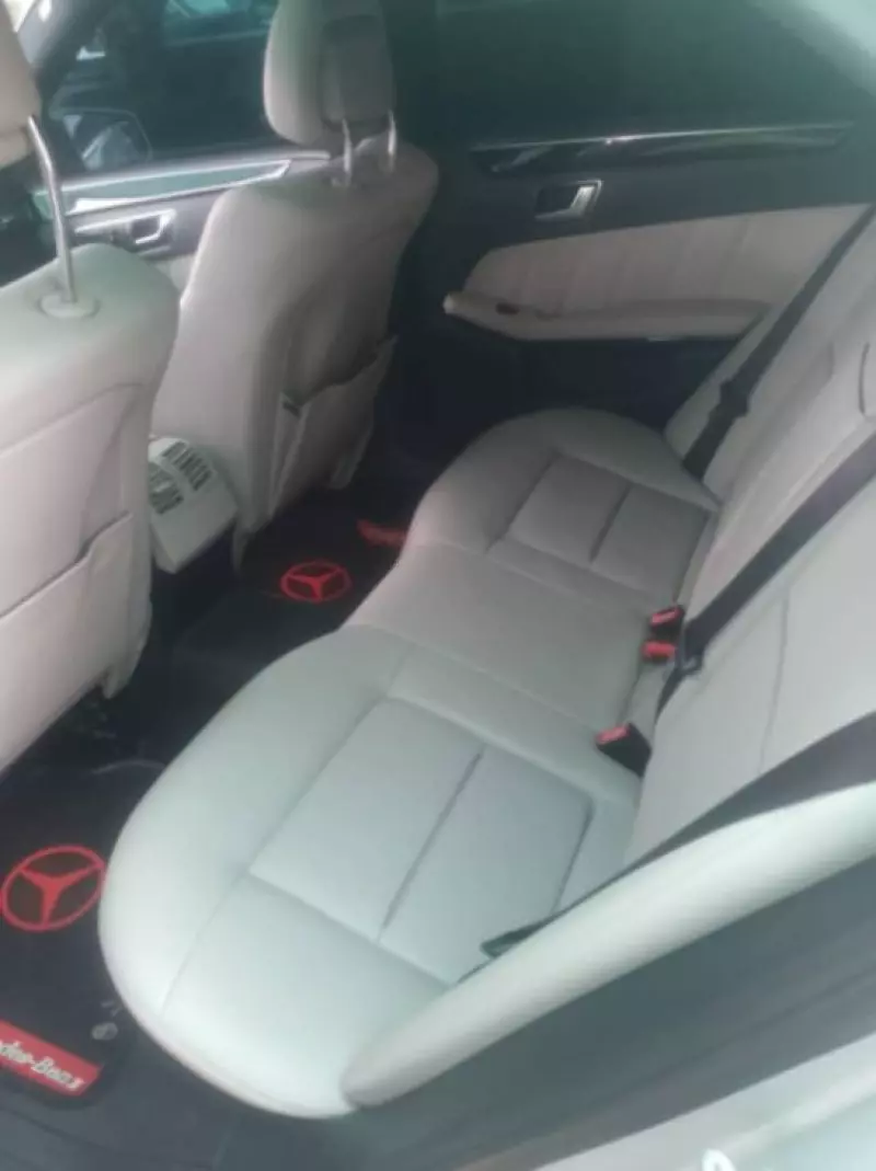 Mercedes-Benz E-Class   - 2013