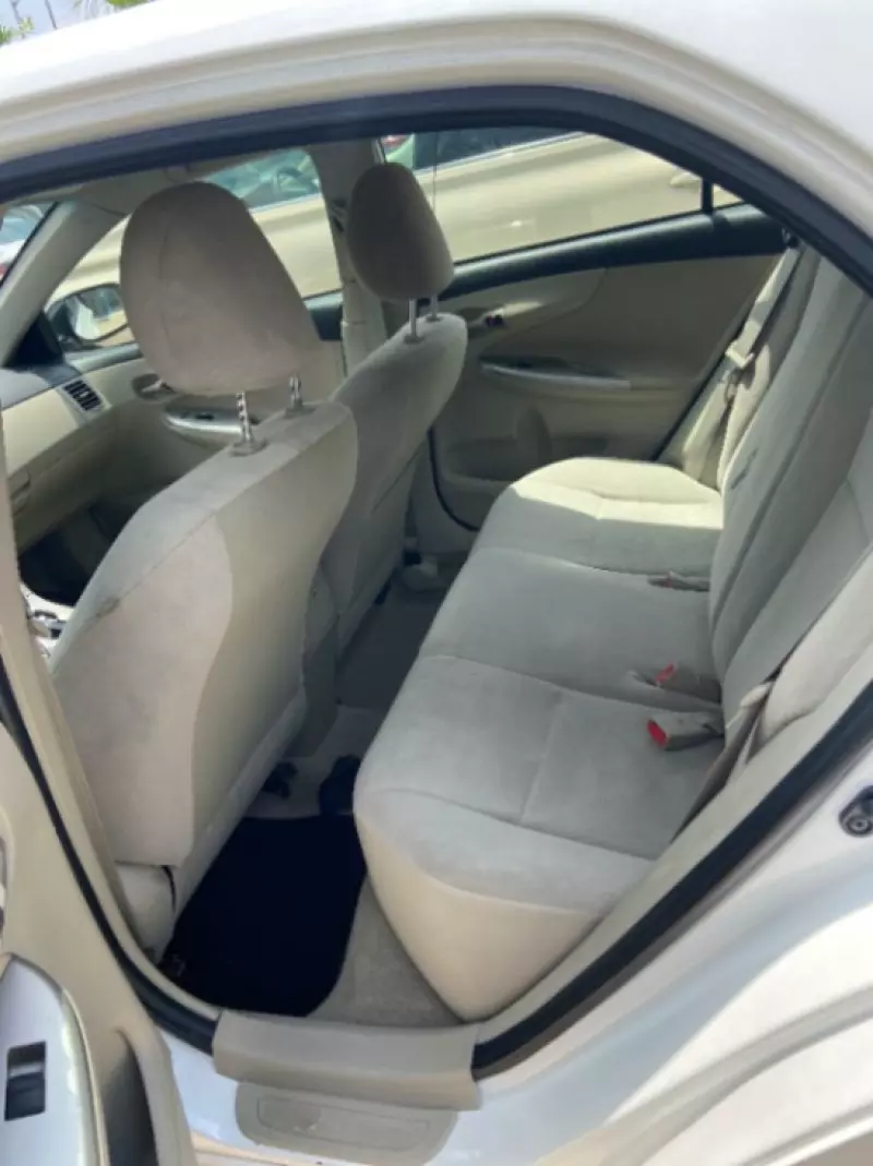 Toyota Corolla   - 2011