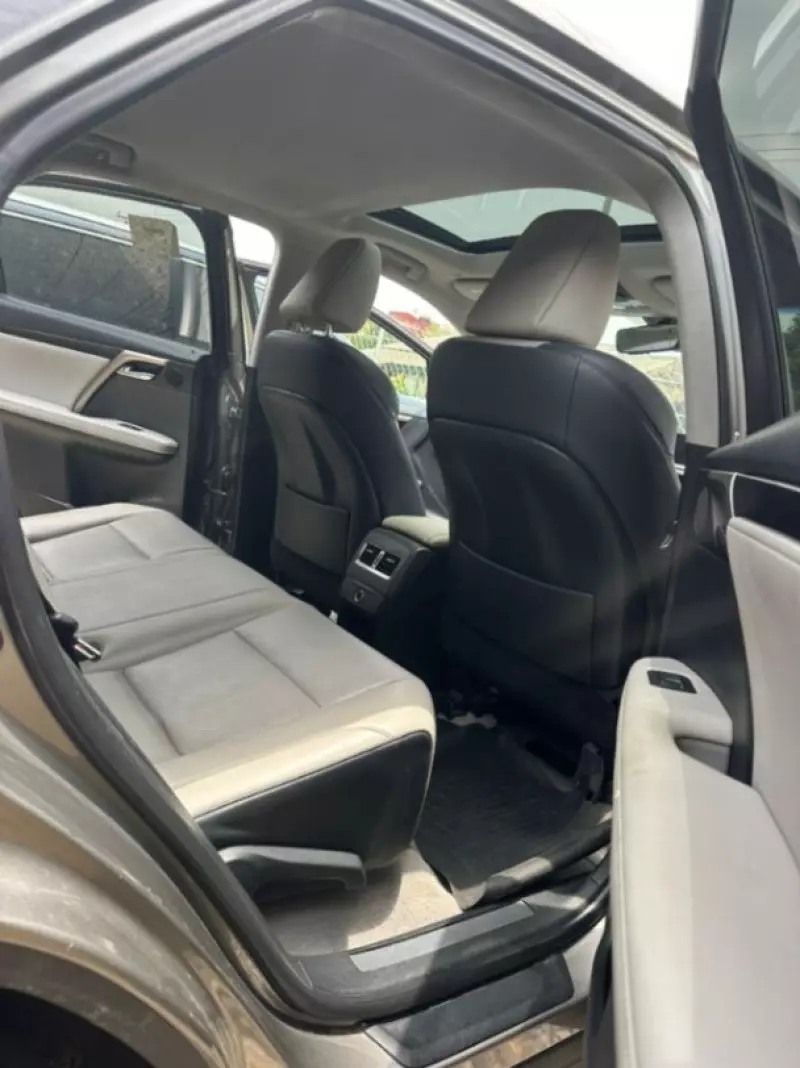 Lexus RX   - 2018
