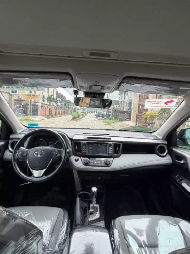 TOYOTA RAV 4 - 2017