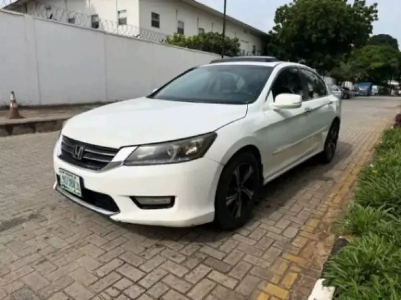 Honda Accord   - 2014