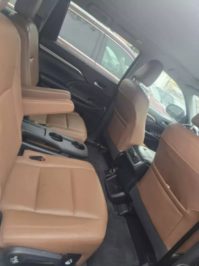 TOYOTA Highlander - 2019