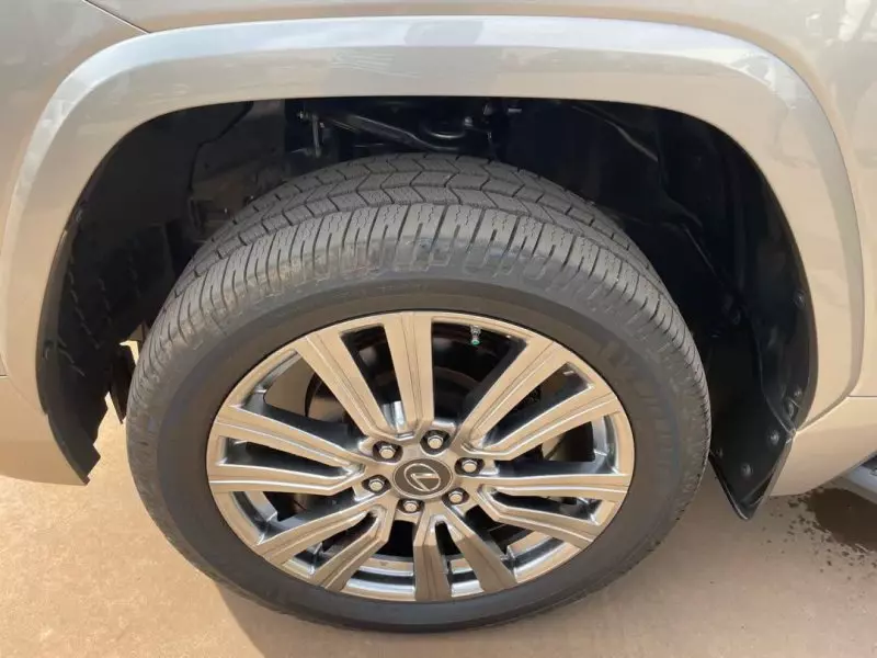 Lexus LX 600   - 2022