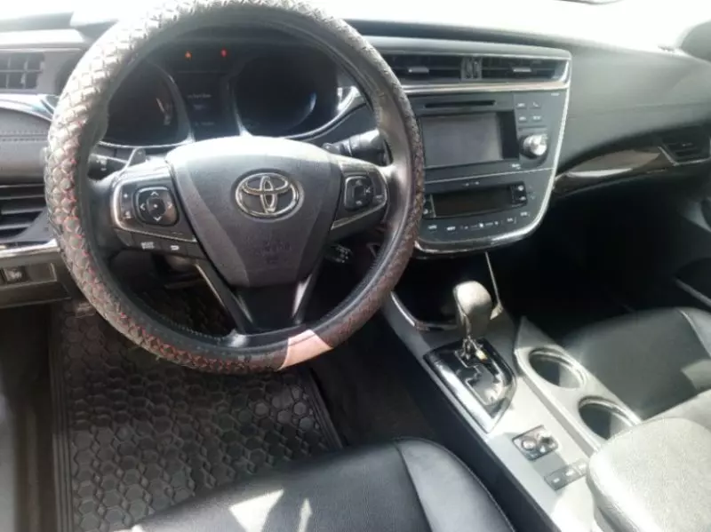 Toyota Avalon - 2014