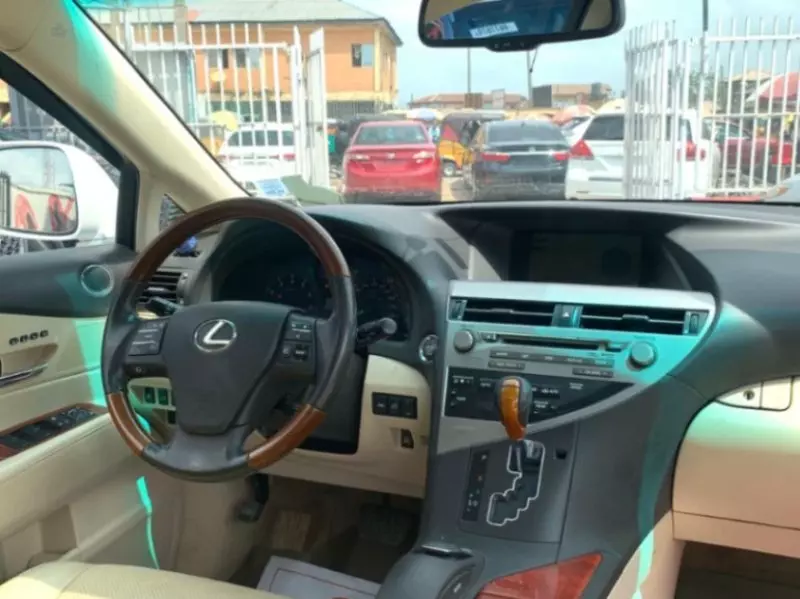 Lexus RX 350   - 2010