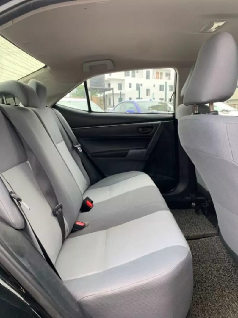 TOYOTA Corolla   - 2015